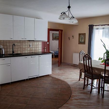 Apartamenty W Starym Kinie Swieradow-Zdroj Bagian luar foto