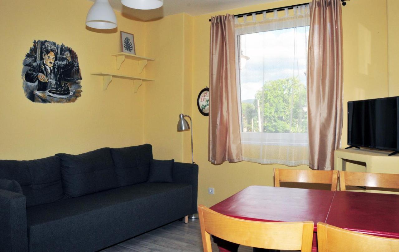 Apartamenty W Starym Kinie Swieradow-Zdroj Bagian luar foto