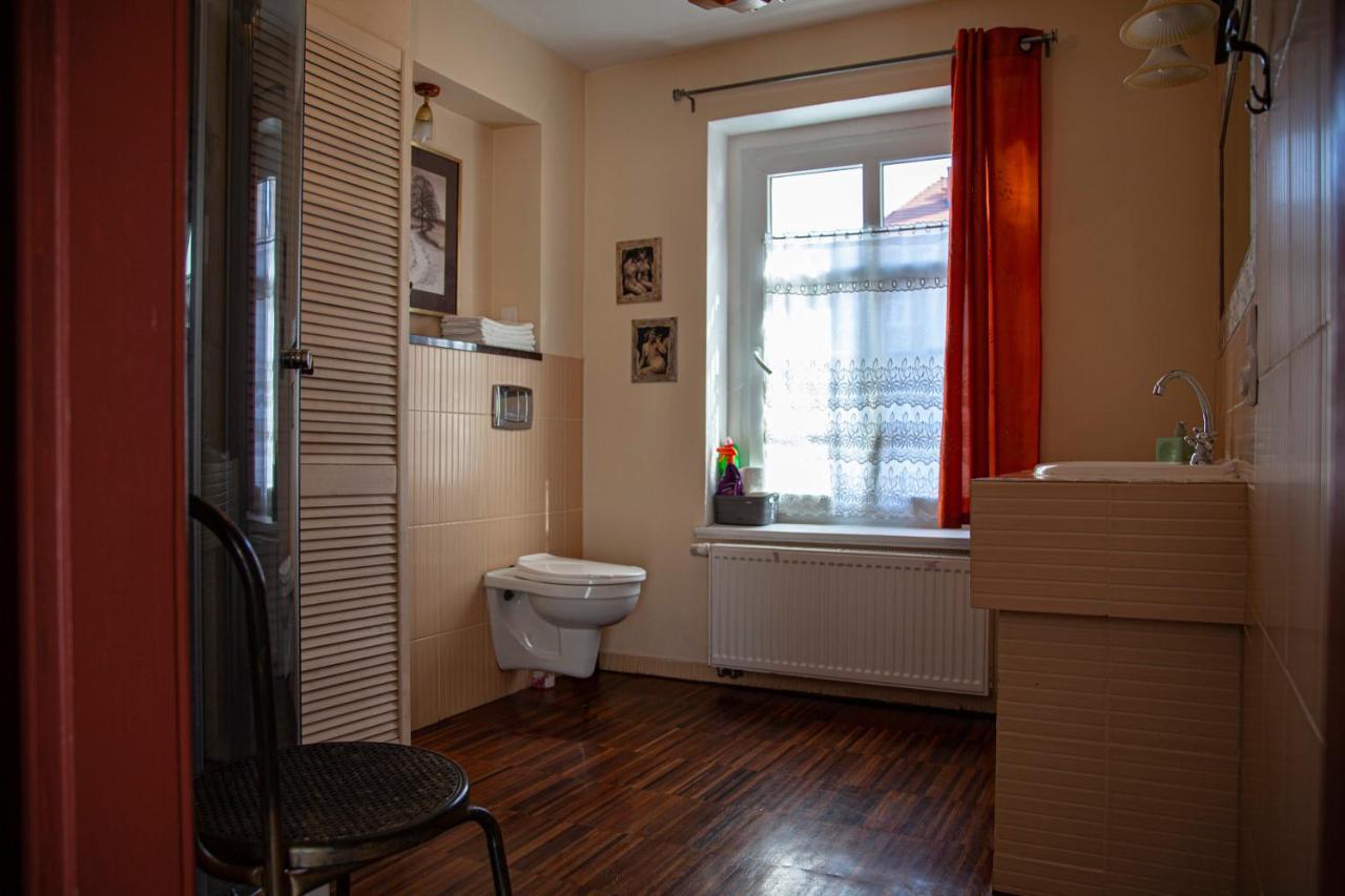 Apartamenty W Starym Kinie Swieradow-Zdroj Bagian luar foto