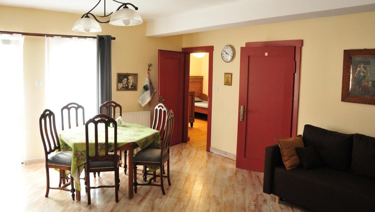 Apartamenty W Starym Kinie Swieradow-Zdroj Bagian luar foto