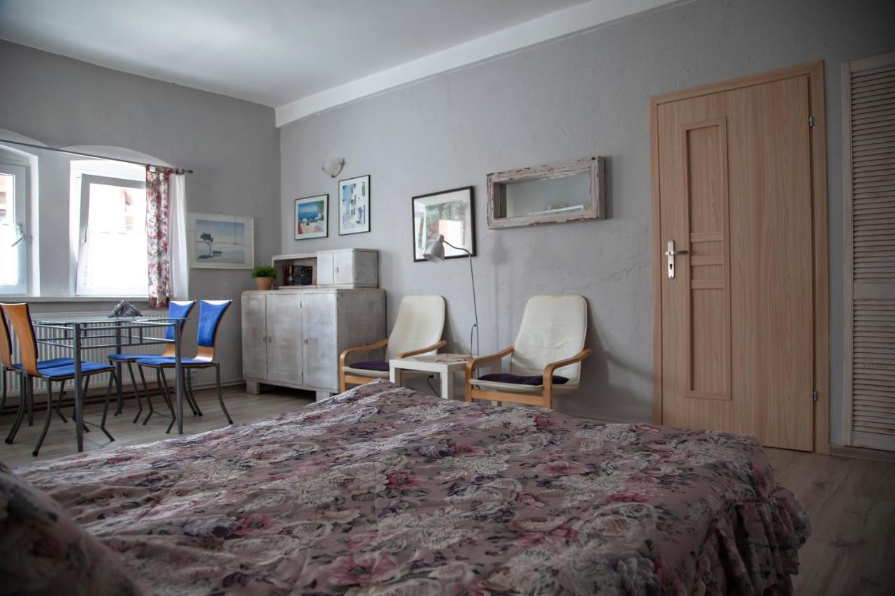 Apartamenty W Starym Kinie Swieradow-Zdroj Bagian luar foto