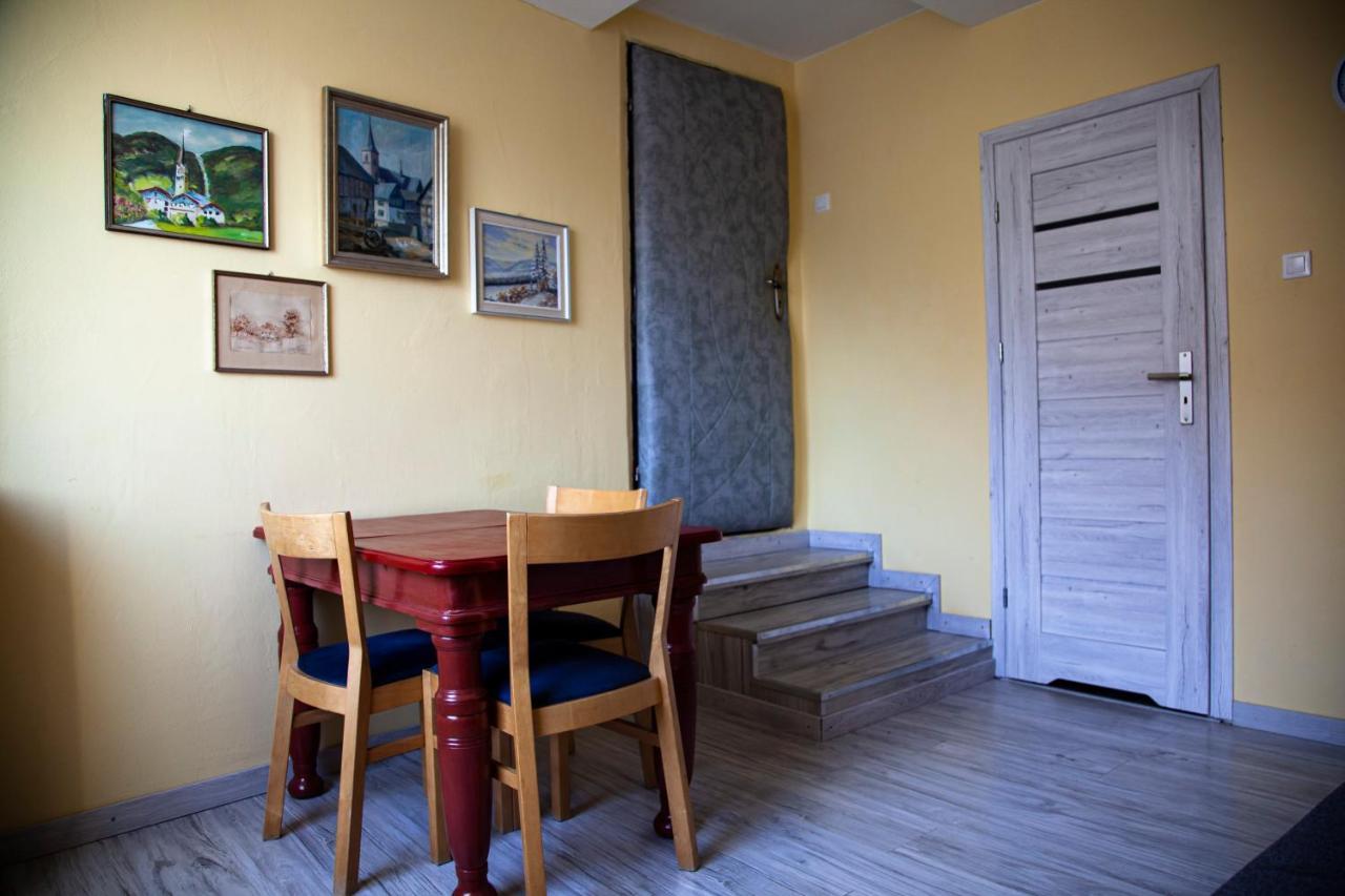 Apartamenty W Starym Kinie Swieradow-Zdroj Bagian luar foto