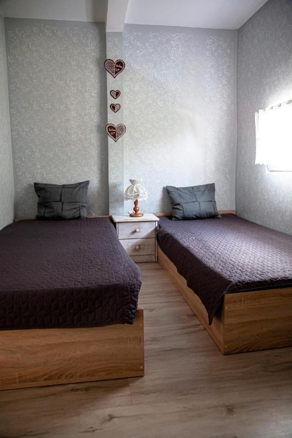 Apartamenty W Starym Kinie Swieradow-Zdroj Bagian luar foto
