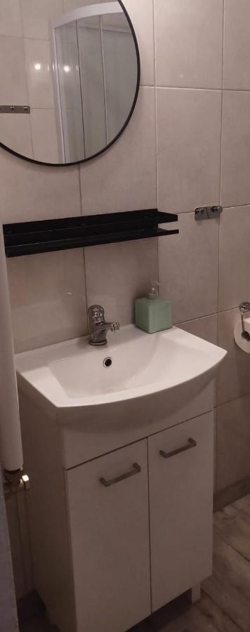 Apartamenty W Starym Kinie Swieradow-Zdroj Bagian luar foto