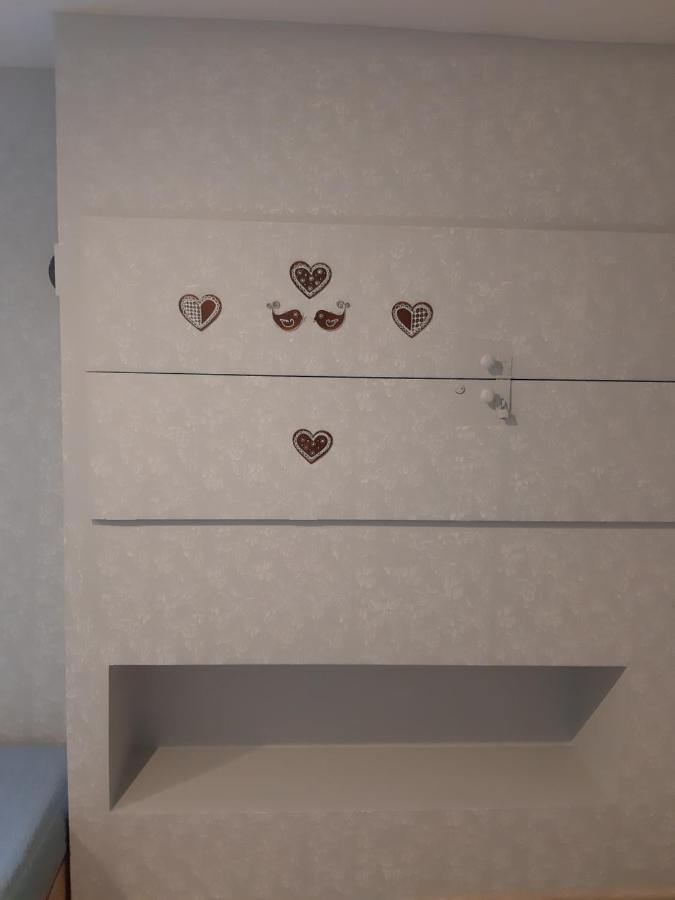 Apartamenty W Starym Kinie Swieradow-Zdroj Bagian luar foto